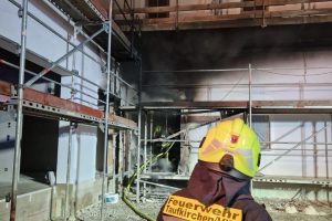 Brand auf Baustelle